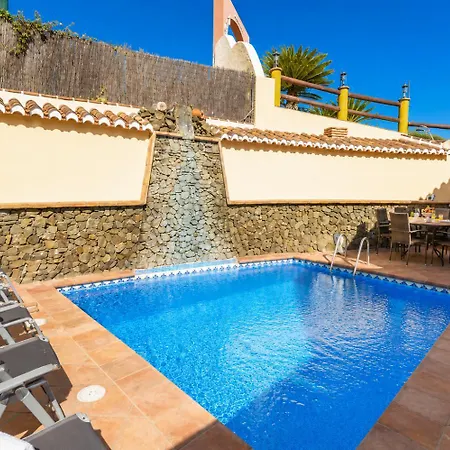 Palomas 2 Villa *